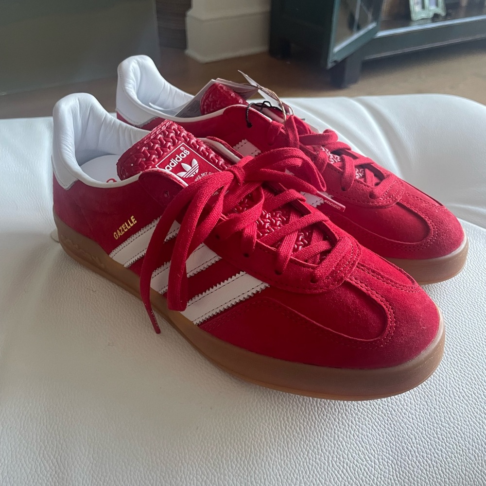 Gazelle Adidas Scarlett brand new never worn
